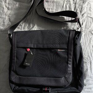 Ecco Mens/Unisex Messenger Laptop Bag